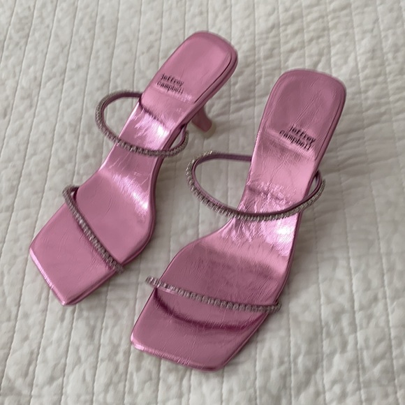 Pink heels - Picture 4 of 5